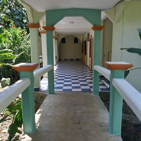 Hotel Cabanas Margarita & Ed Palenque Luaran gambar