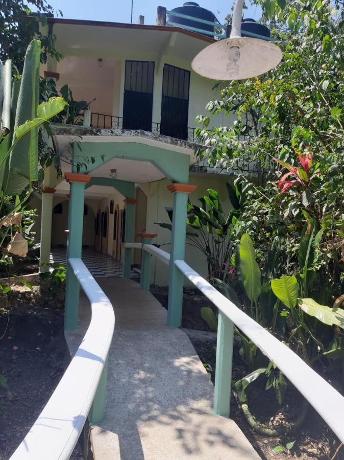 Hotel Cabanas Margarita & Ed Palenque Luaran gambar