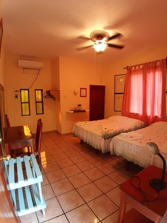 Hotel Cabanas Margarita & Ed Palenque Luaran gambar