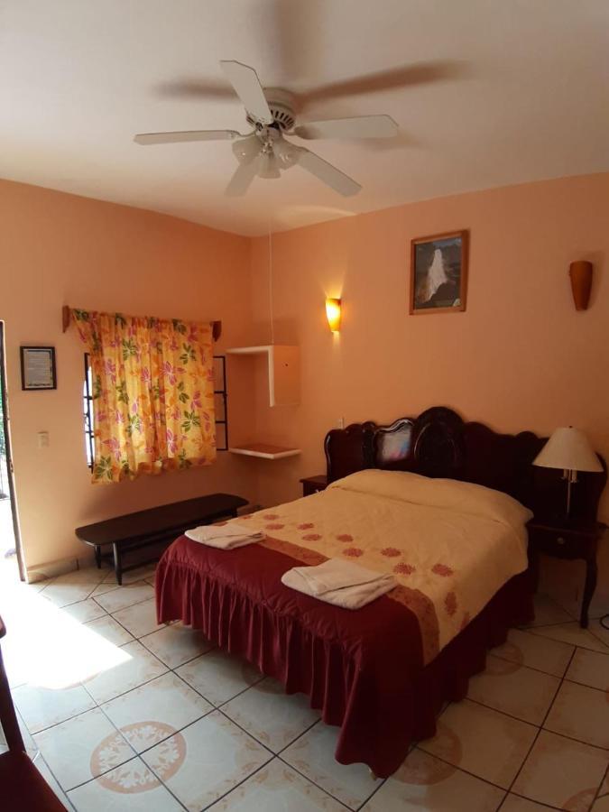 Hotel Cabanas Margarita & Ed Palenque Luaran gambar