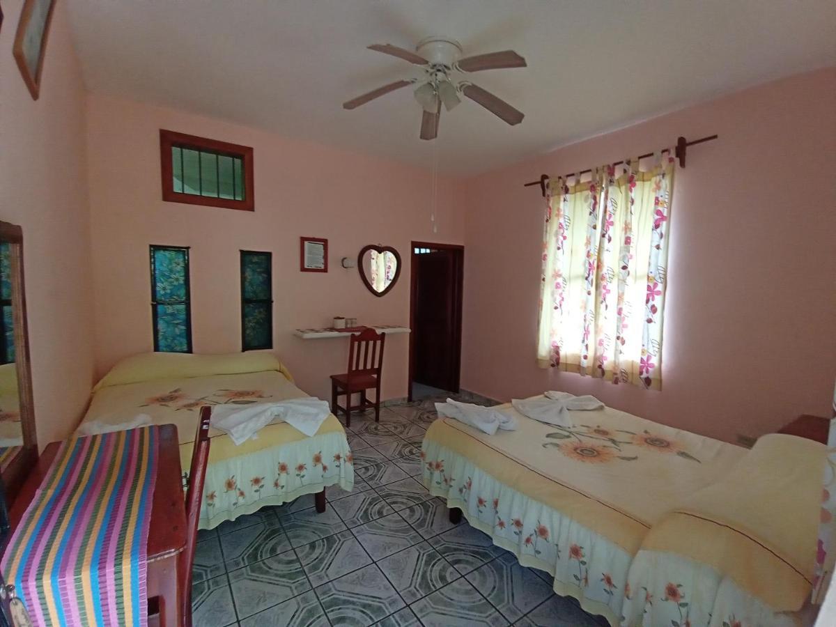 Hotel Cabanas Margarita & Ed Palenque Luaran gambar